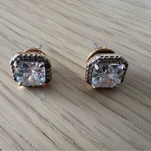 Henri Bendel Studs